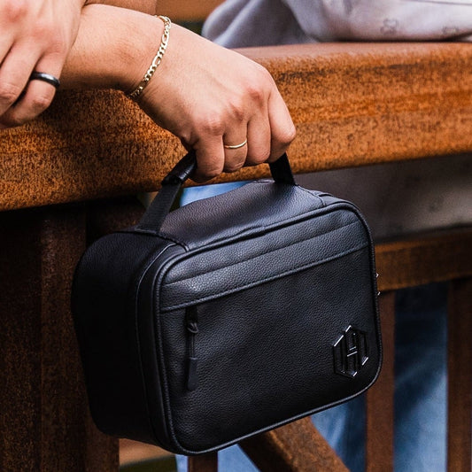 Medium Leather Case - Black